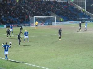 Nathan Smith takes a throw in