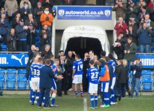 The players create a tunnel for Jack as he leaves the pitch 