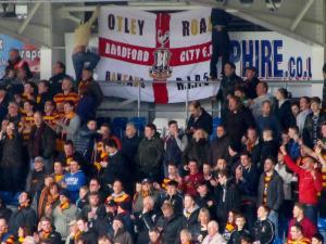 Another flag on theaway end