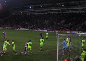 The Blades lok to double their lead from a corner