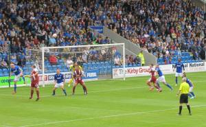 An early Cheltenham attack