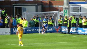 Jay O'Shea takes a corner