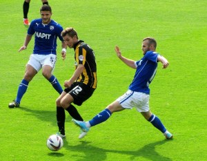 Jimmy Ryan attempts to challenge Will Atkinson