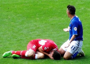 Gary Roberts pleads his innocence after Peter Murphy goes down