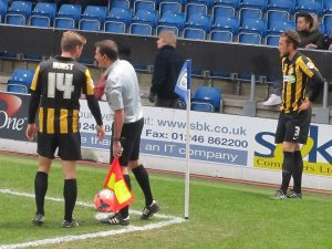Southend prepare to take a corner