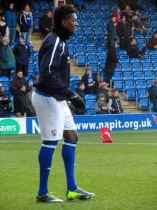 Armand Gnanduillet warms up