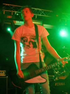 Howell copies many of the mannerisms of the Nirvana bassist