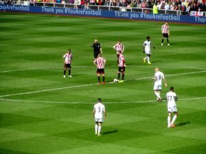 Sunderland restart the game after falling behind