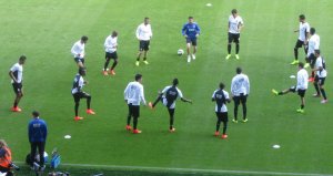The Porto players warm up