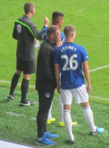 Everton prepare to make some substitutions