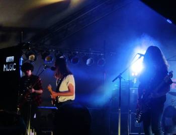 LeedsFestPulledApart2